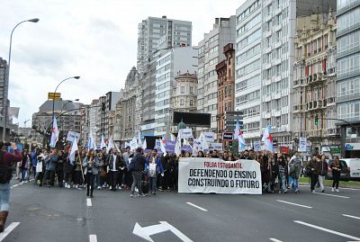16-04-16ManifestacionEstudantil_A Corunha_05.JPG